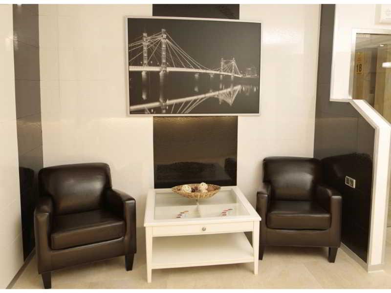 Hostal Los Angeles มาดริด ภายนอก รูปภาพ